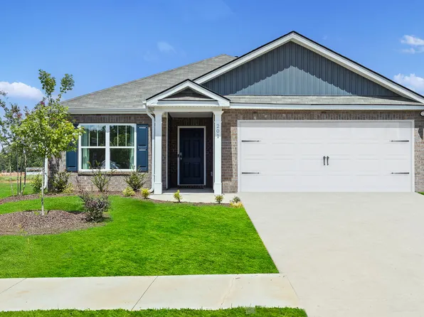 124 Cades Cove Dr, Greenwood, SC 29646