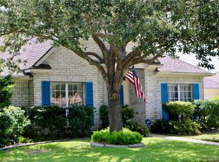 307 Northampton Cir, Victoria, TX 77904