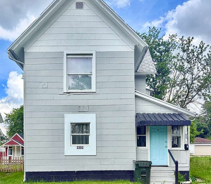 1st image of 2202 Kemble Ave #A