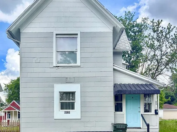 2022 Kemble Ave #B, South Bend, IN 46613