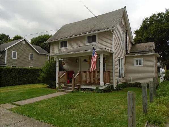85 4th St, Hornell, NY 14843