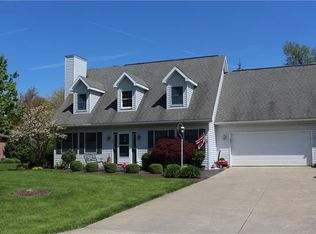 135 Shannon Dr, New Castle, PA 16105