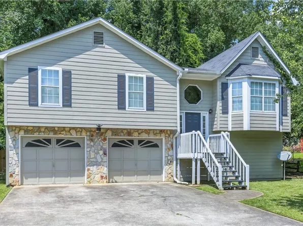 2932 Lithia Pl, Lithia Springs, GA 30122