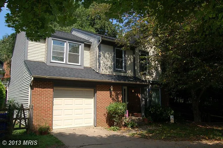 11405 Honeybear Ln photo 1