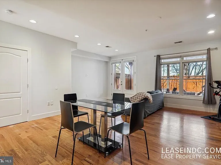 515 N St NW #2 — Photo 3