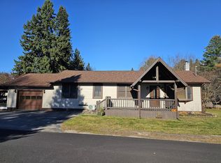 4 Winter St, Lake Placid, NY 12946