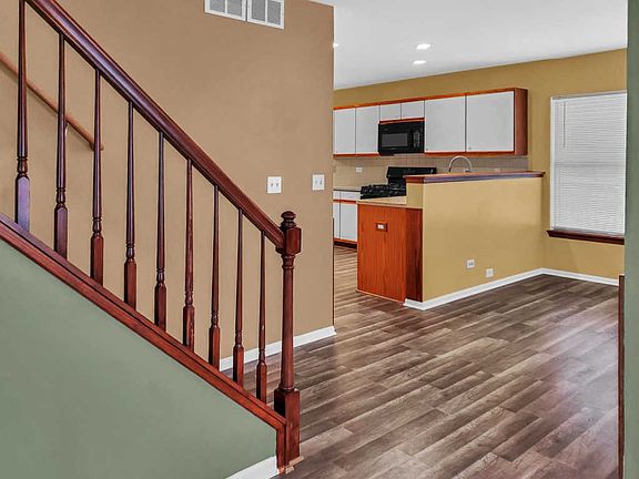 5th image of 2 Dogwood Ct