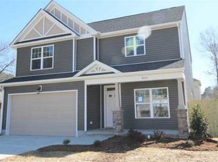 121 Groome Rd, Newport News, VA 23601