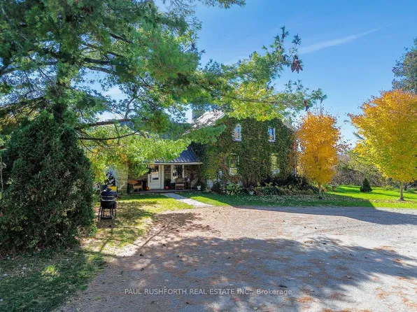 1453 Blakeney Rd, Mississippi Mills, ON K0A 2X0
