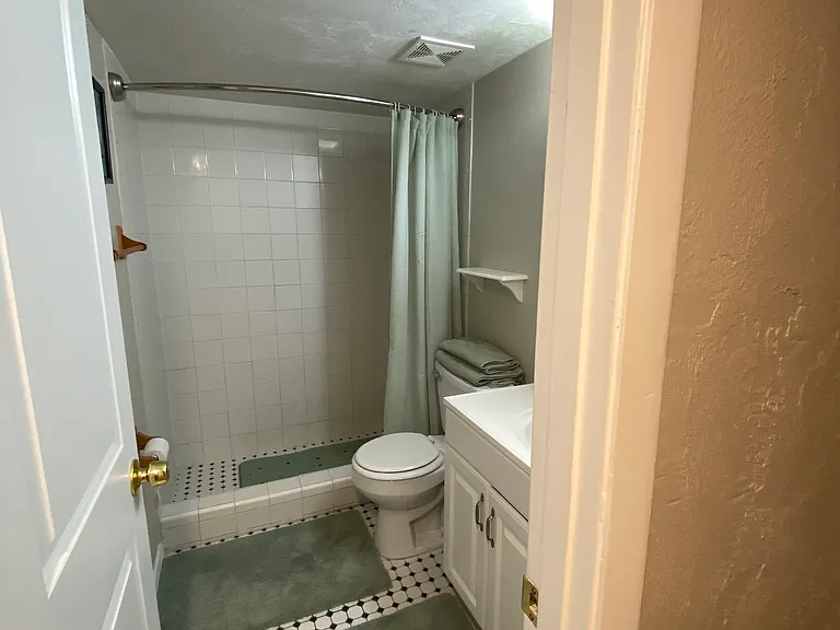 405 N Halifax Ave #110 — Photo 12