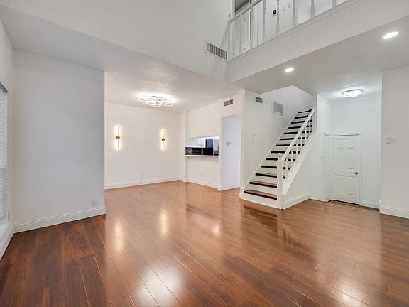 2nd image of 4050 Frankford Rd APT 802