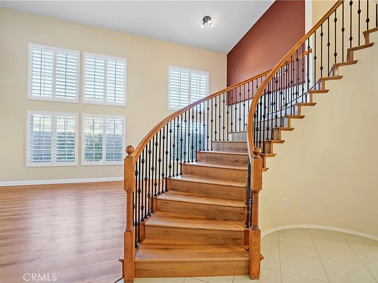 20600 Vercelli Way — Photo 18