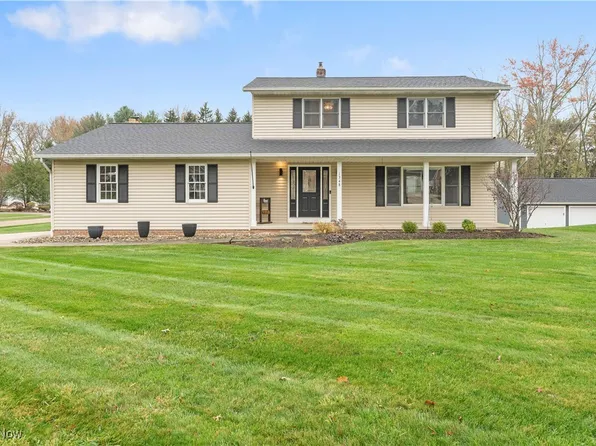 1348 Highpoint St, Kent, OH 44240