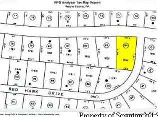 66 Wallenpaupack Dr, Lake Ariel, PA 18436