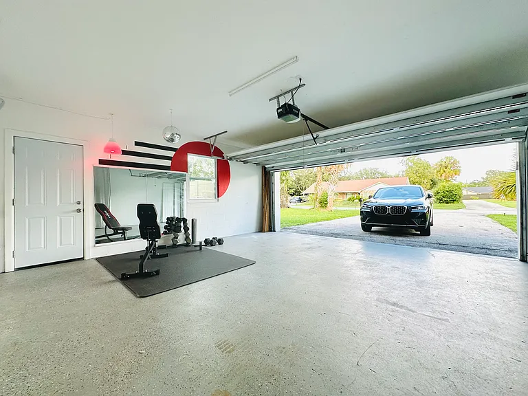 2610 SW 36th Dr — Photo 36