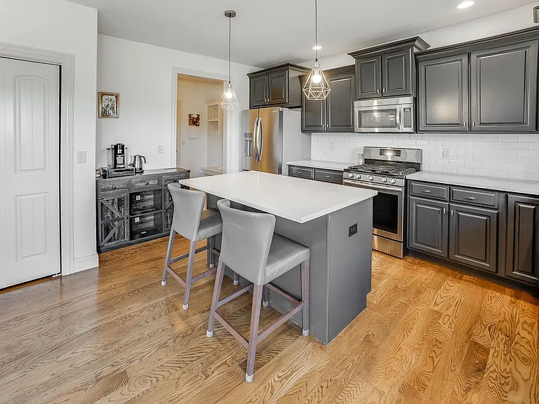 1208 White Oak Rd — Photo 11