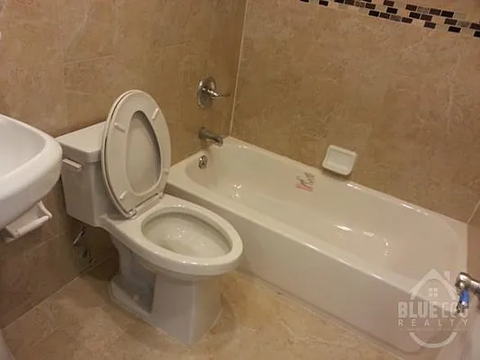 Rented by Blue Egg Realty Corp | media 31