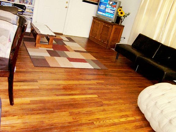 bright, spacious liv rm