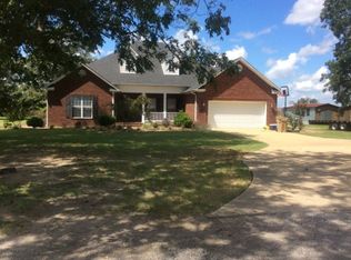 17 Poe Rd, Merigold, MS 38759
