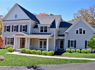 94 Garibaldi Ln, New Canaan, CT 06840