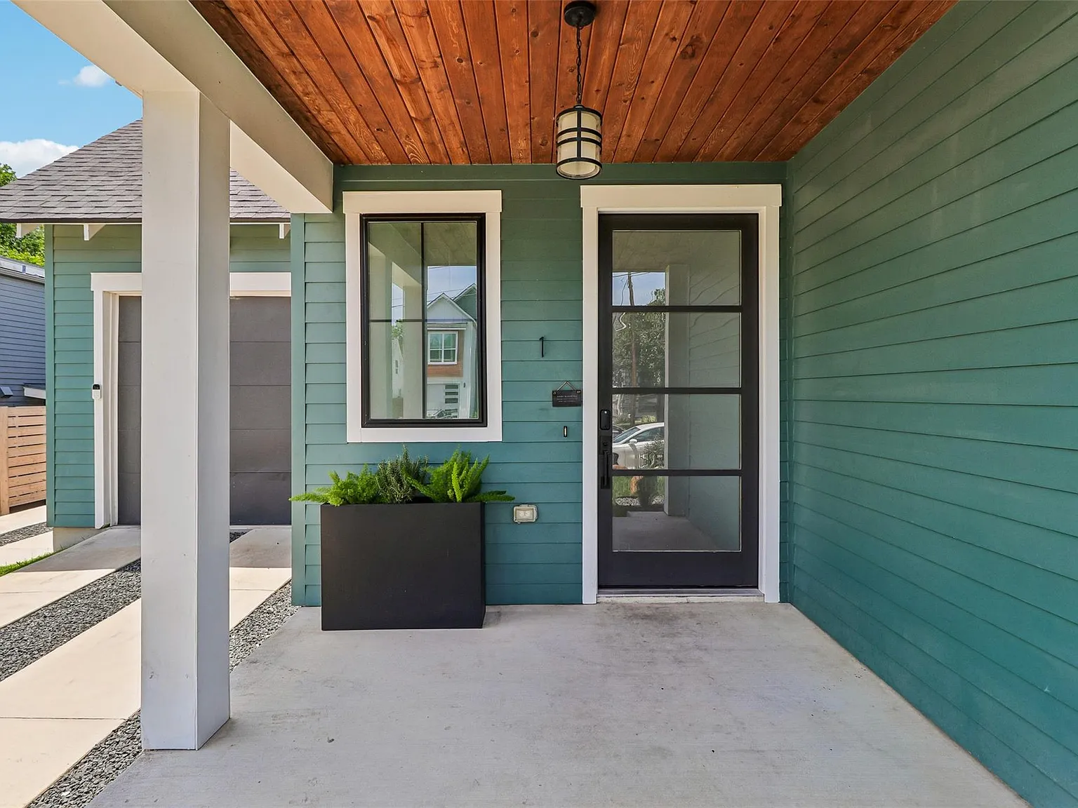 3 bed, 3.0 bath, 1753 sqft, $3,950 — Photo 4