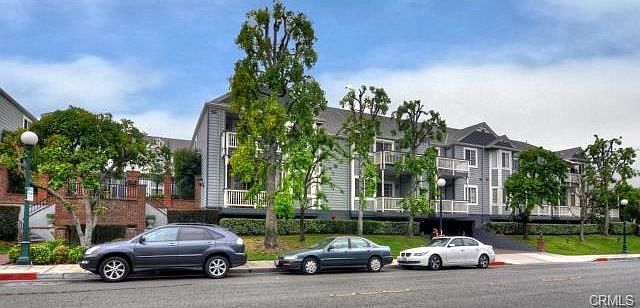 1st image of 146 W Lemon Ave #A