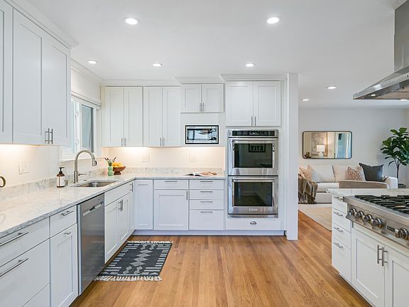 3rd image of 16 Wallace Way
