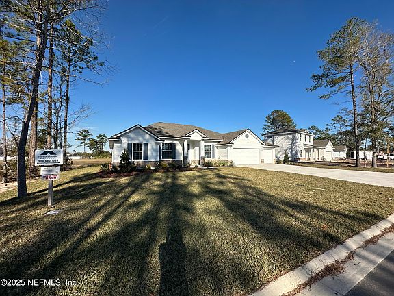 2nd image of 165 NORTHSIDE Drive N