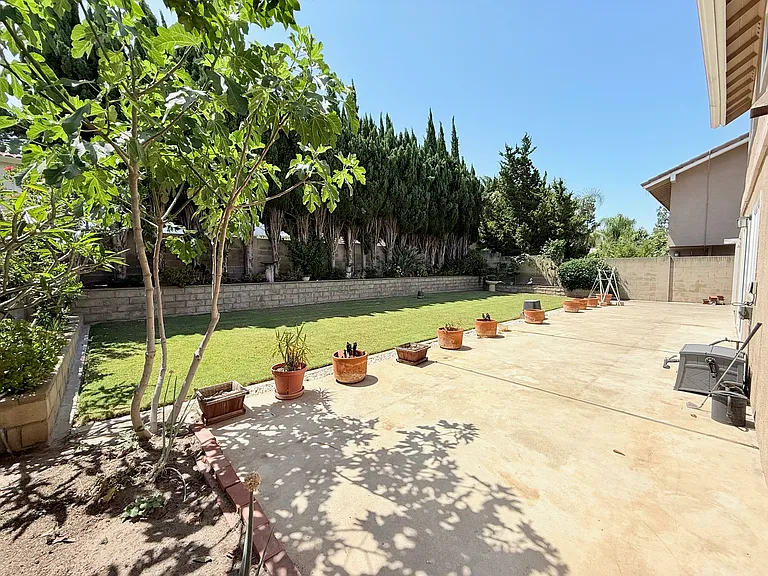 15338 Nantes Cir — Photo 30
