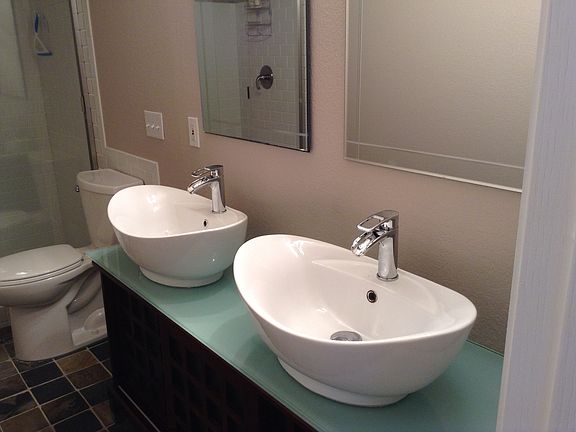 3rd image of 3889 Harborview Dr Unit D-204