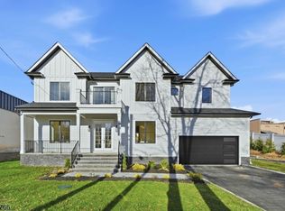 30 Grand Terrace, Livingston Twp., NJ 07039