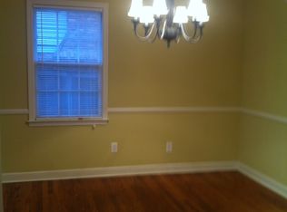 5676 Barfield Rd, Memphis, TN 38120