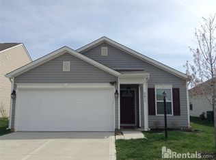 2417 Middle View Dr, Columbus, IN 47201