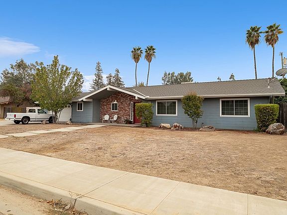 3rd image of 36150 Avenue 12