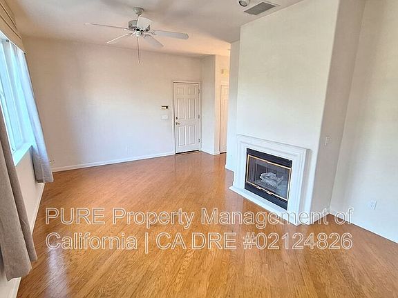 4th image of 1477 Woodside Cir
