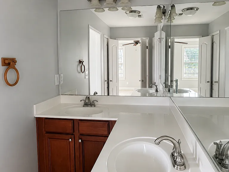 2698 Chamberlain Ct — Photo 16