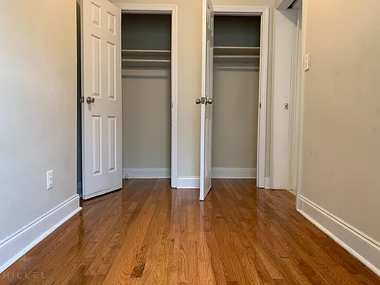 Rented by Hillel Realty Group | media 7