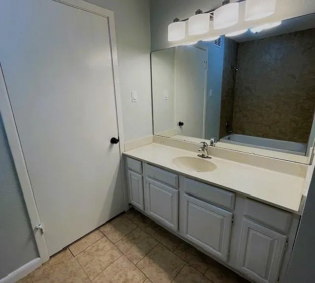 1828 Veranda Dr — Photo 46