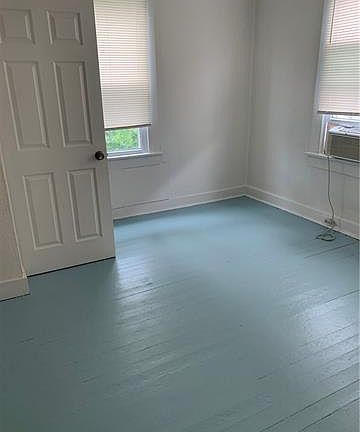 5th image of 3102 Orleans Ave
