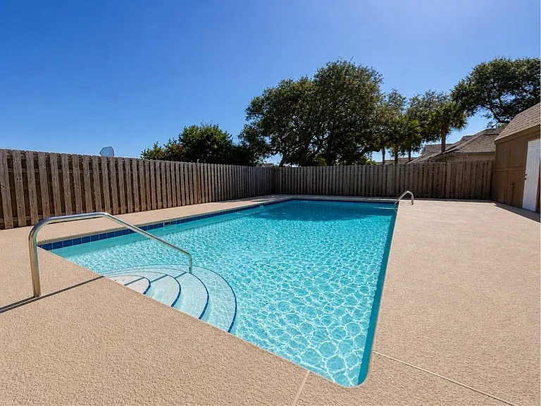 131 Rio Del Mar St — Photo 14