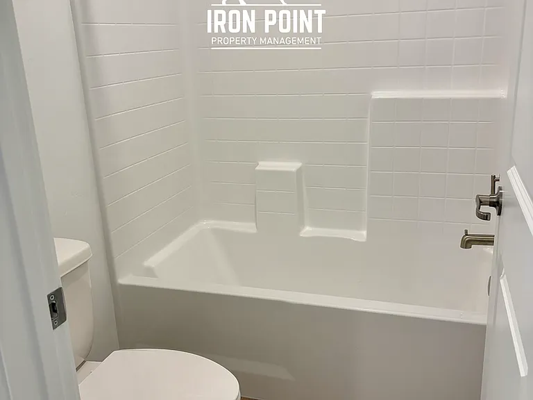 8271 W White Willow St — Photo 36