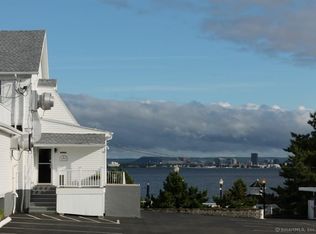 19 Rhea St, New Haven, CT 06512