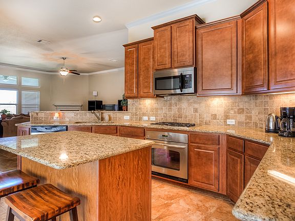 3rd image of 706 Rolling Brook Ln