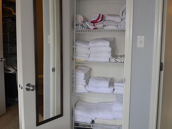 4th image of 2158 W Grand Ave Unit 301