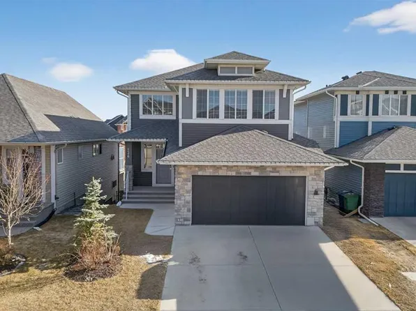 126 W Bayview Cir SW, Airdrie, AB T4B 4H5