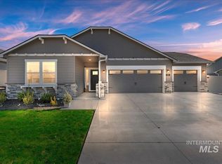 1914 N Perth Ave, Middleton, ID 83644