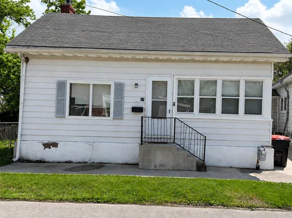 17 Poplar Ave, Newark, OH 43055