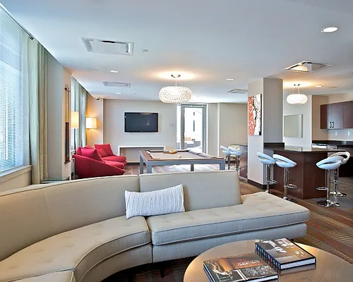 Rented by LCOR (Property Manager) | media 39