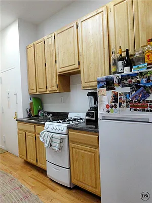 Rented by DSA Realty | media 34