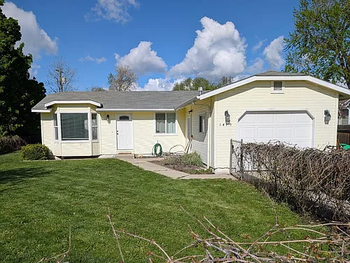 1415 S Loveland St Photo 1